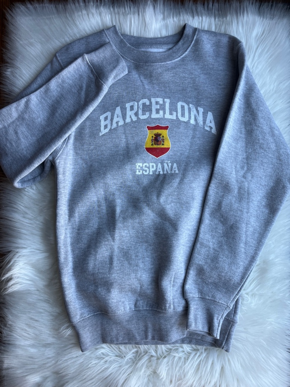 🆕 Barcelona Graphic Sweatshirt Size XS - Picture 2 of 7